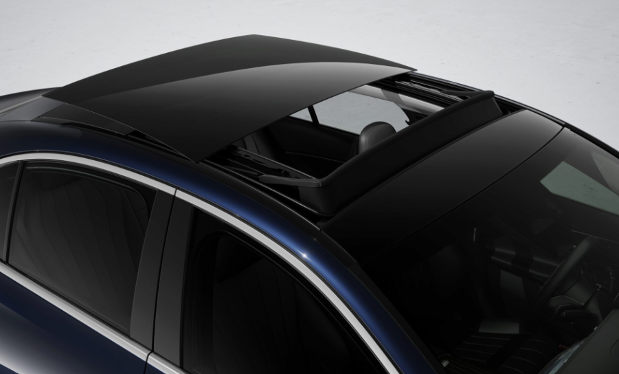 Panoramic sliding sunroof